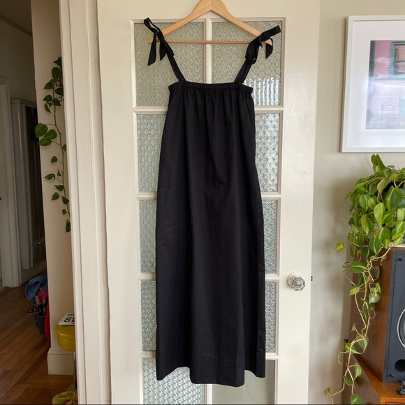 wellington factory Dresses & Skirts - Wellington Factory Cecilie Dress